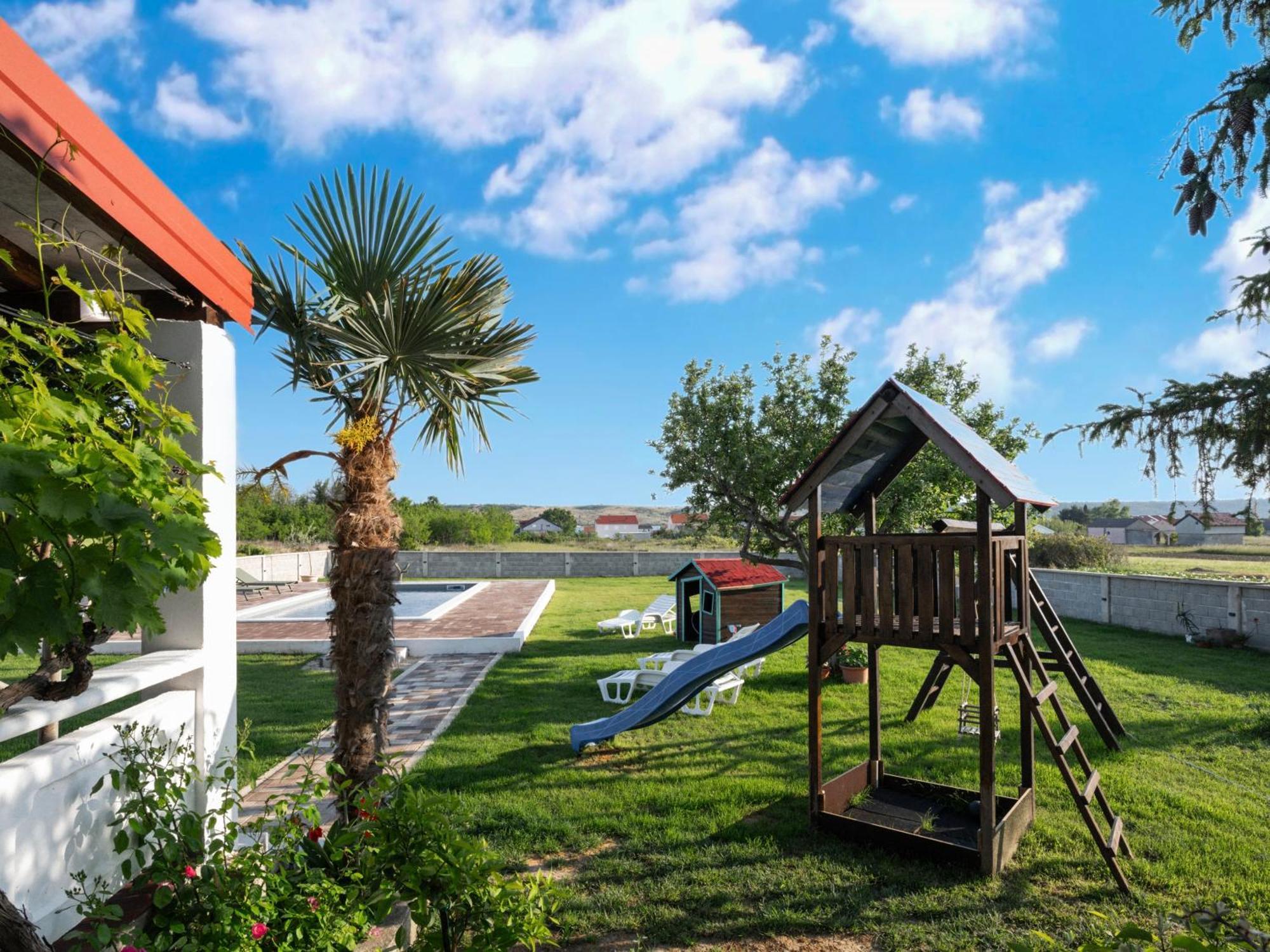 House Rose With Garden And Pool Villa Ljubač Buitenkant foto